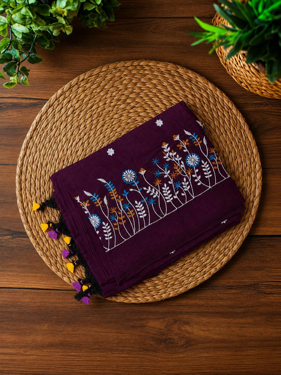 Handloom Cotton Saree with Thread Work🌸